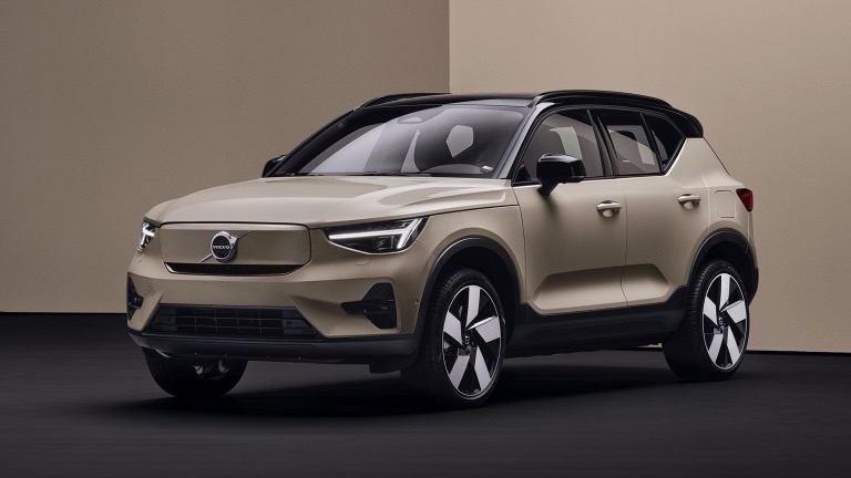 Volvo Ex40  2024 - voorkant
