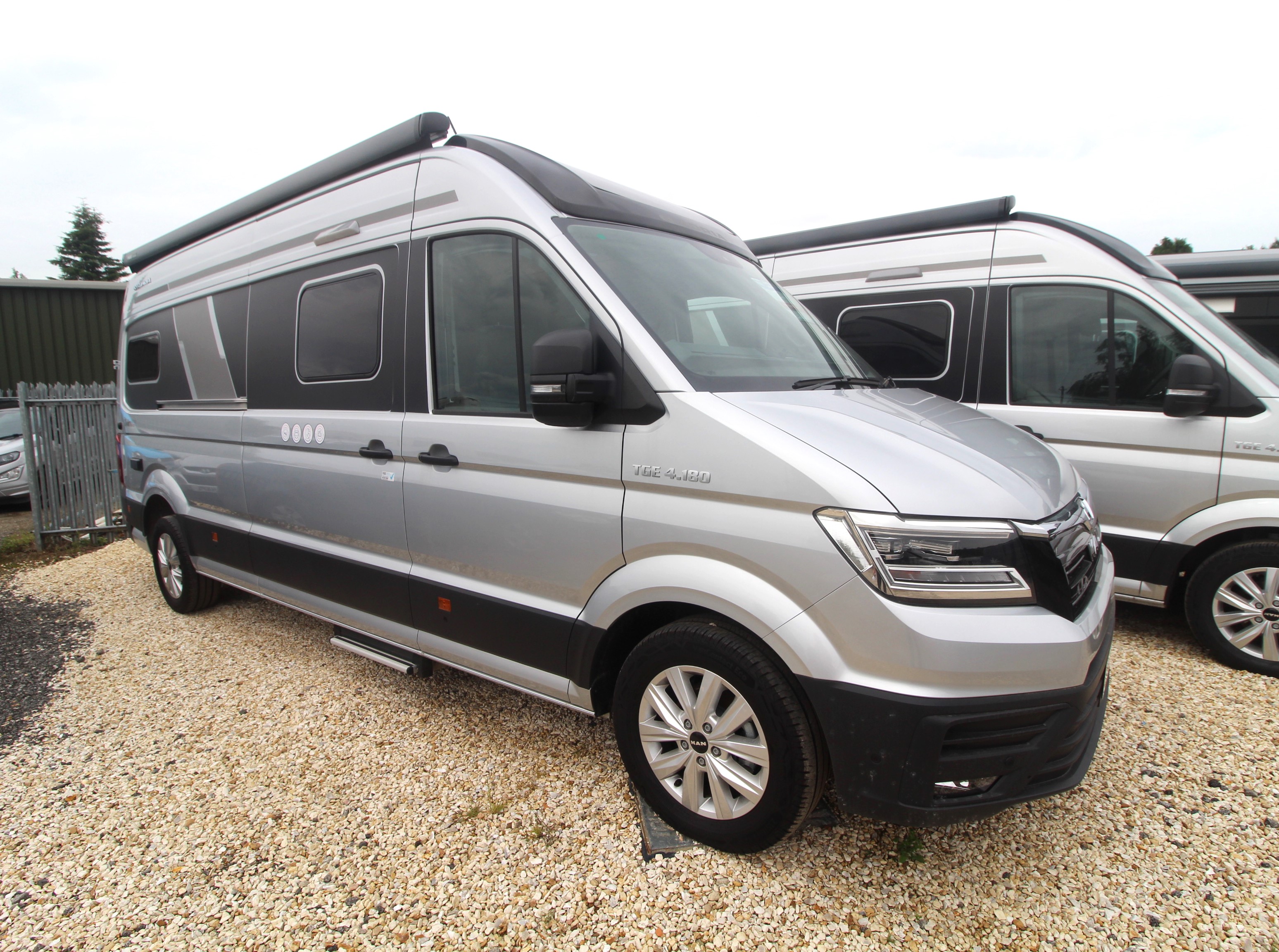 Foto van ADRIA TWIN MAX 680SLB