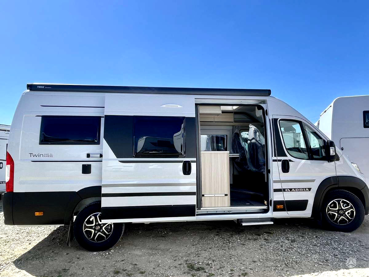 Foto van ADRIA TWIN 640 SL
