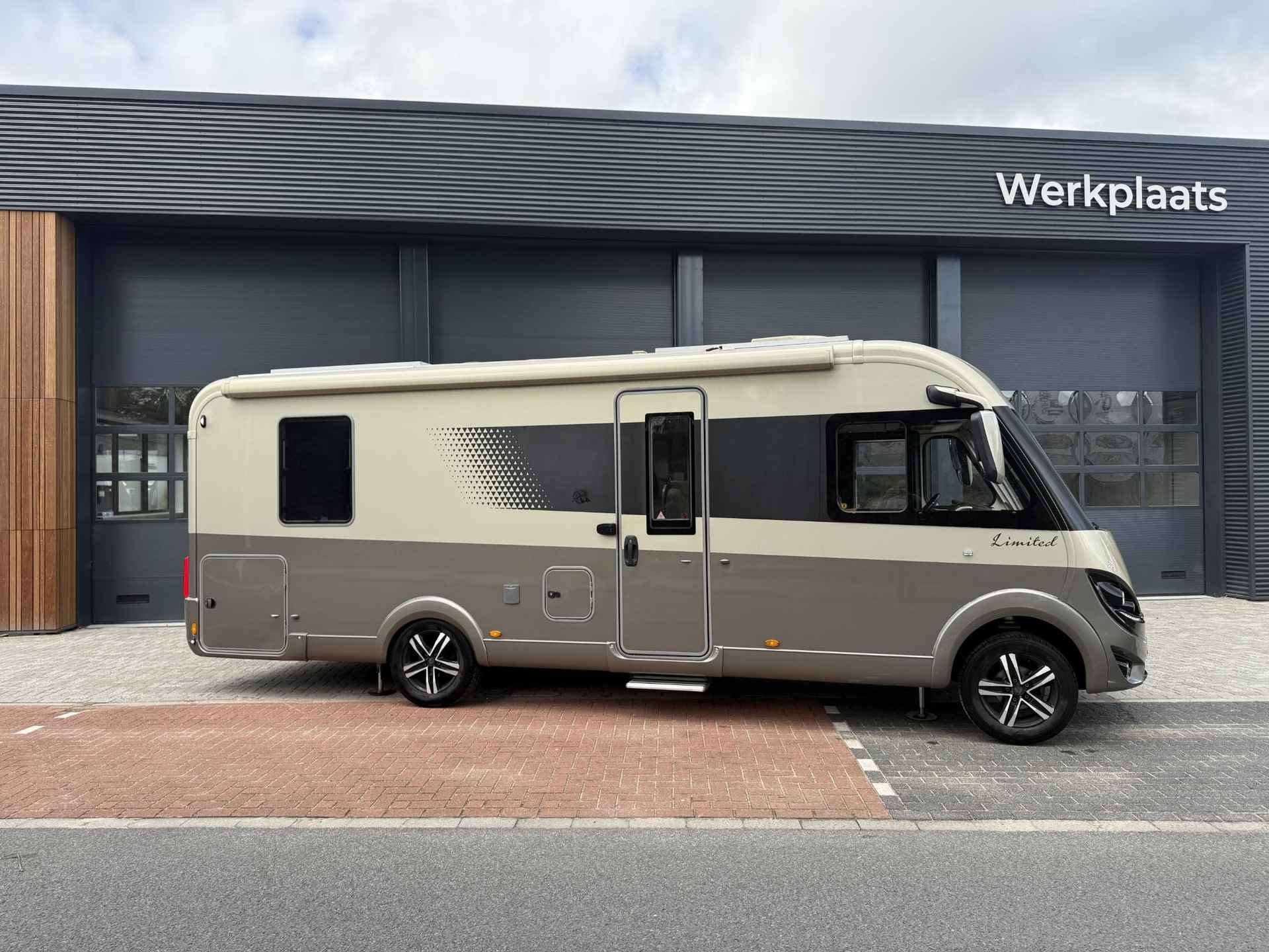 Foto van BUERSTNER BT7362