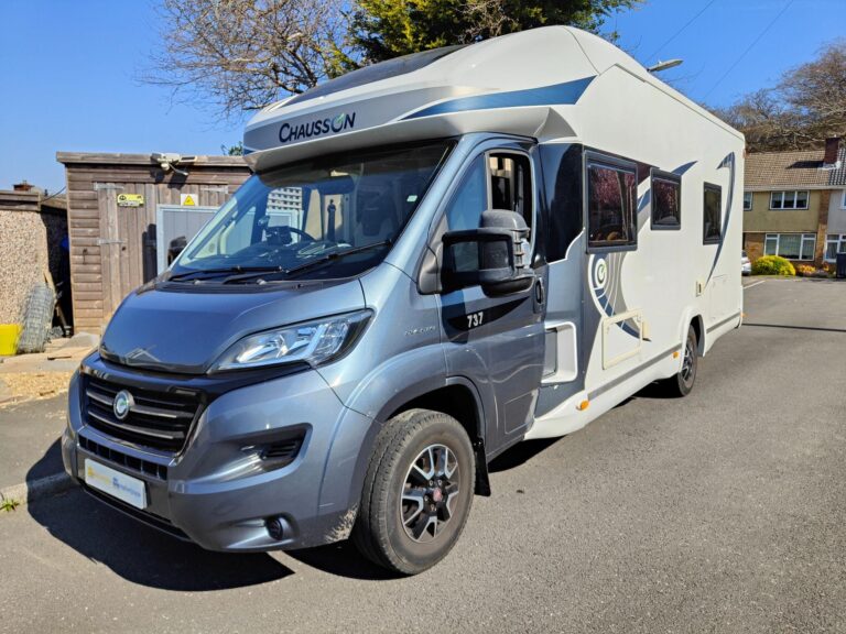 Foto van CHAUSSON 737