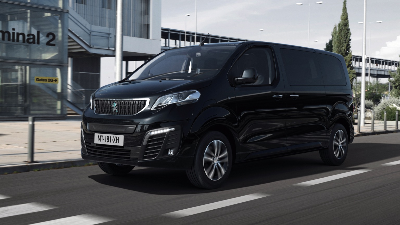 Foto van PEUGEOT EXPERT TRAVELLER