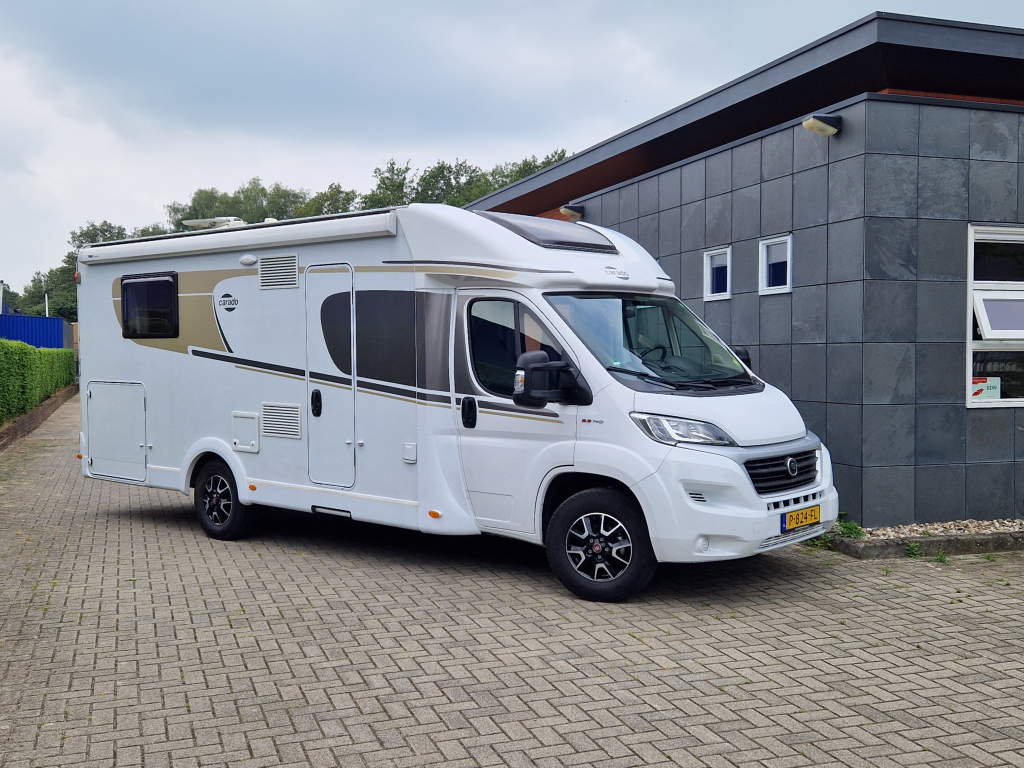 Foto van CAPRON T447