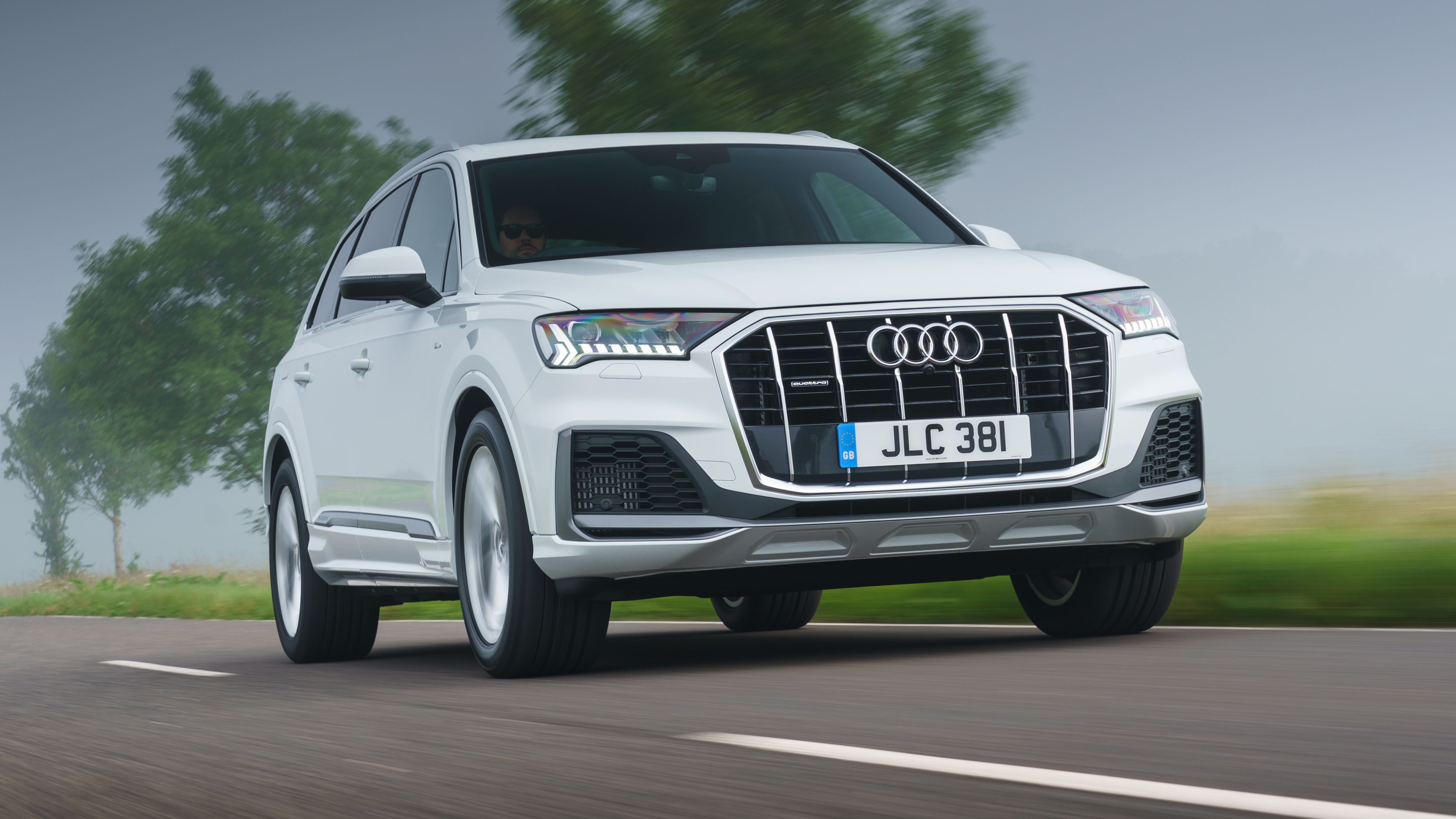 Foto van AUDI Q7 55 TFSI e
