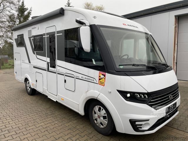 Foto van ADRIA SONIC 700SC
