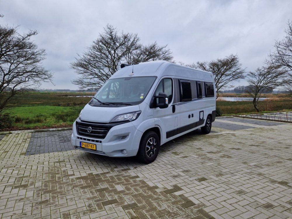 Foto van CAPRON CVE 600
