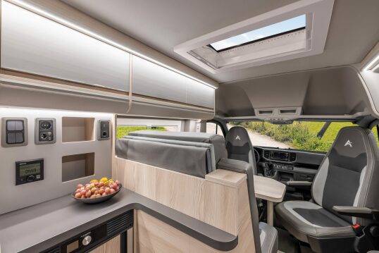 Foto van ADRIA TWIN 640SLB
