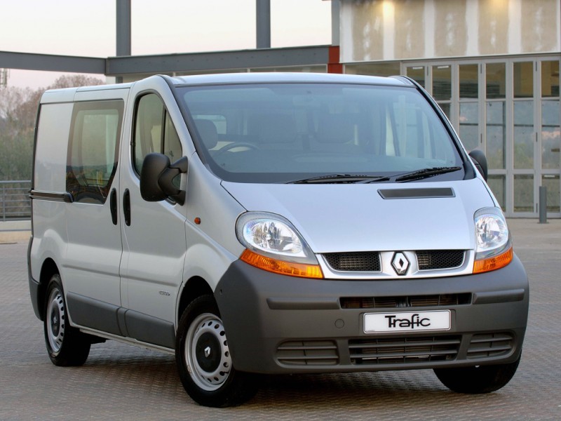 Renault Trafic  2003 - voorkant