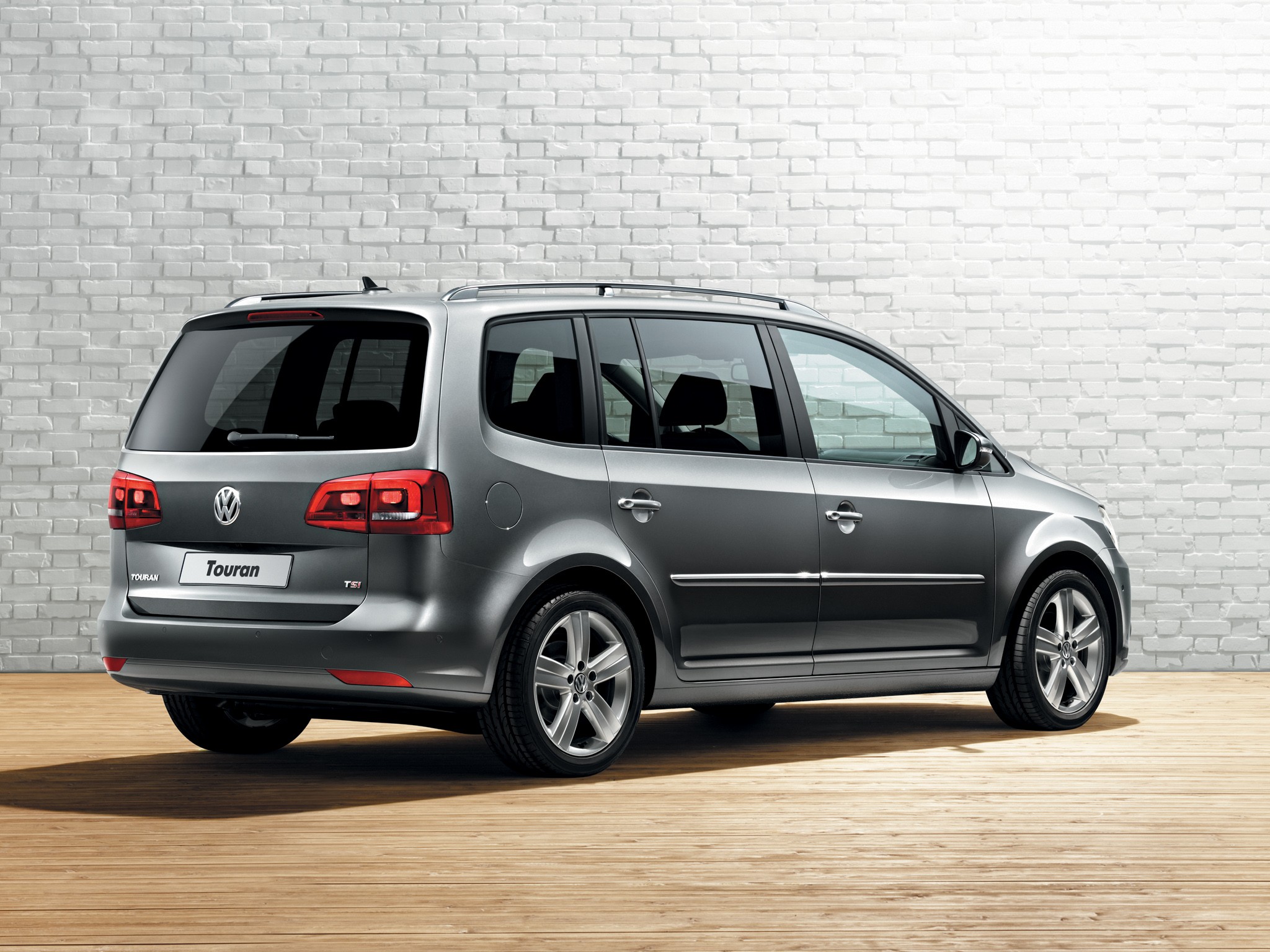 Volkswagen Touran  2012 - voorkant