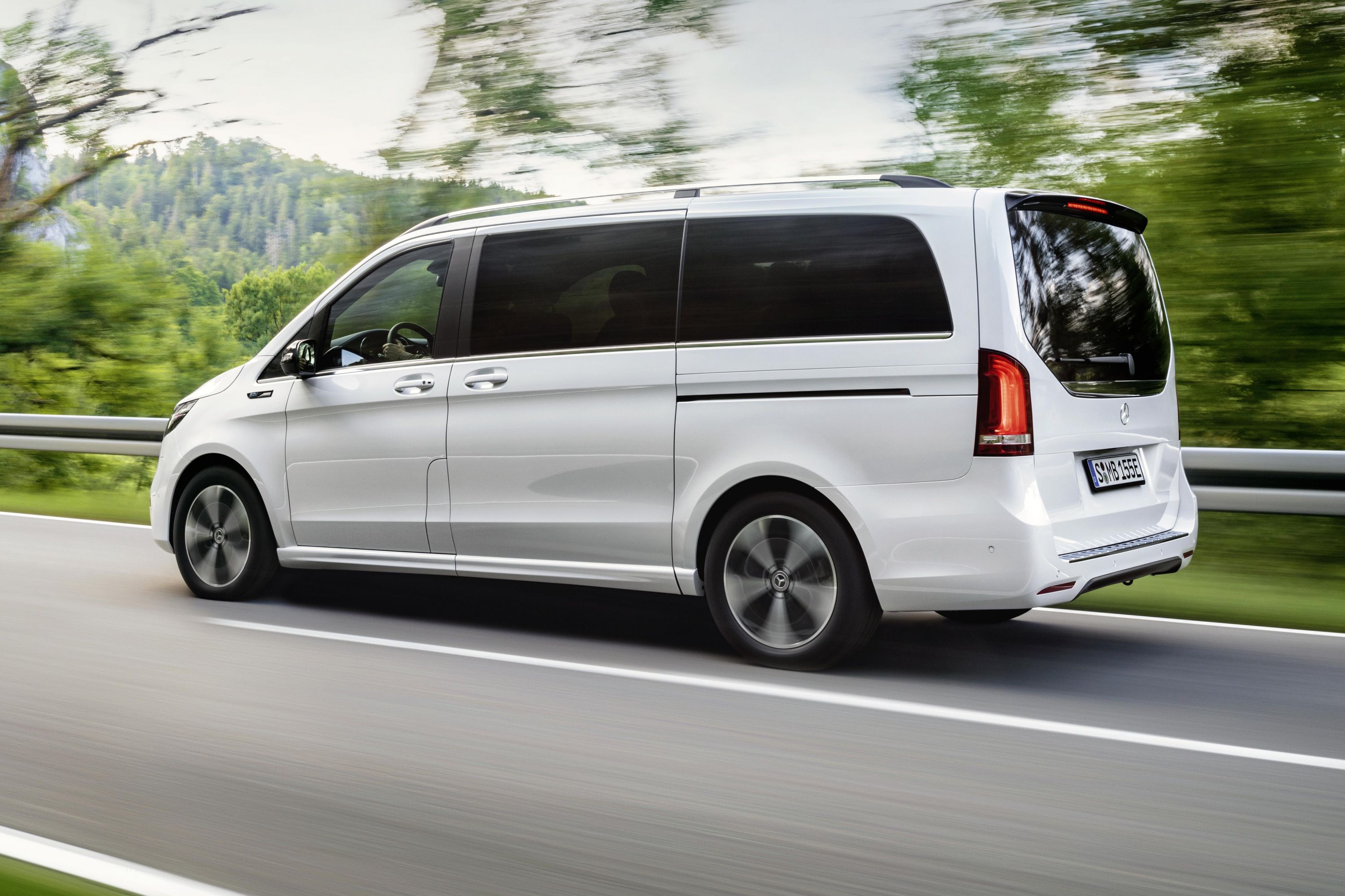 Mercedes-Benz Eqv  2023 - voorkant