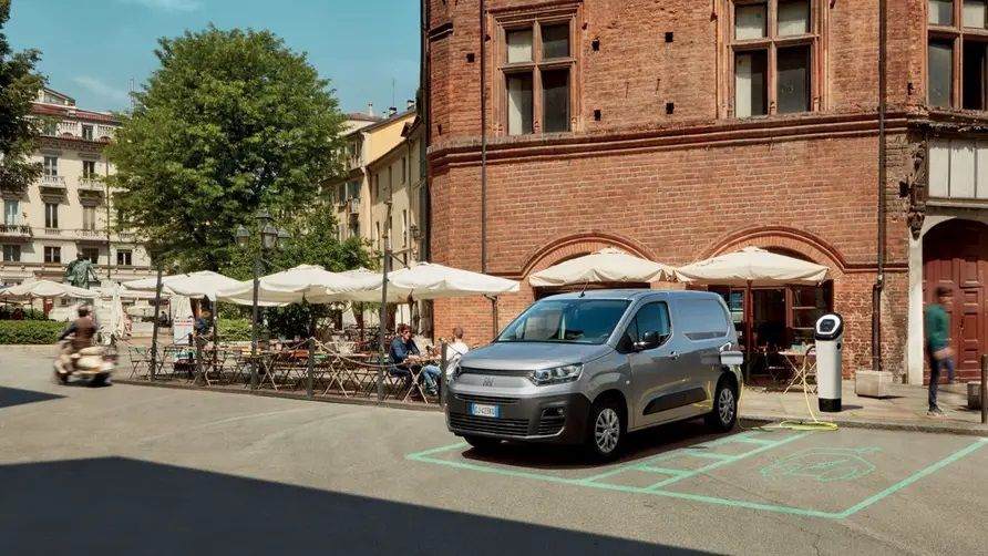 Fiat E-doblo  2026 - voorkant