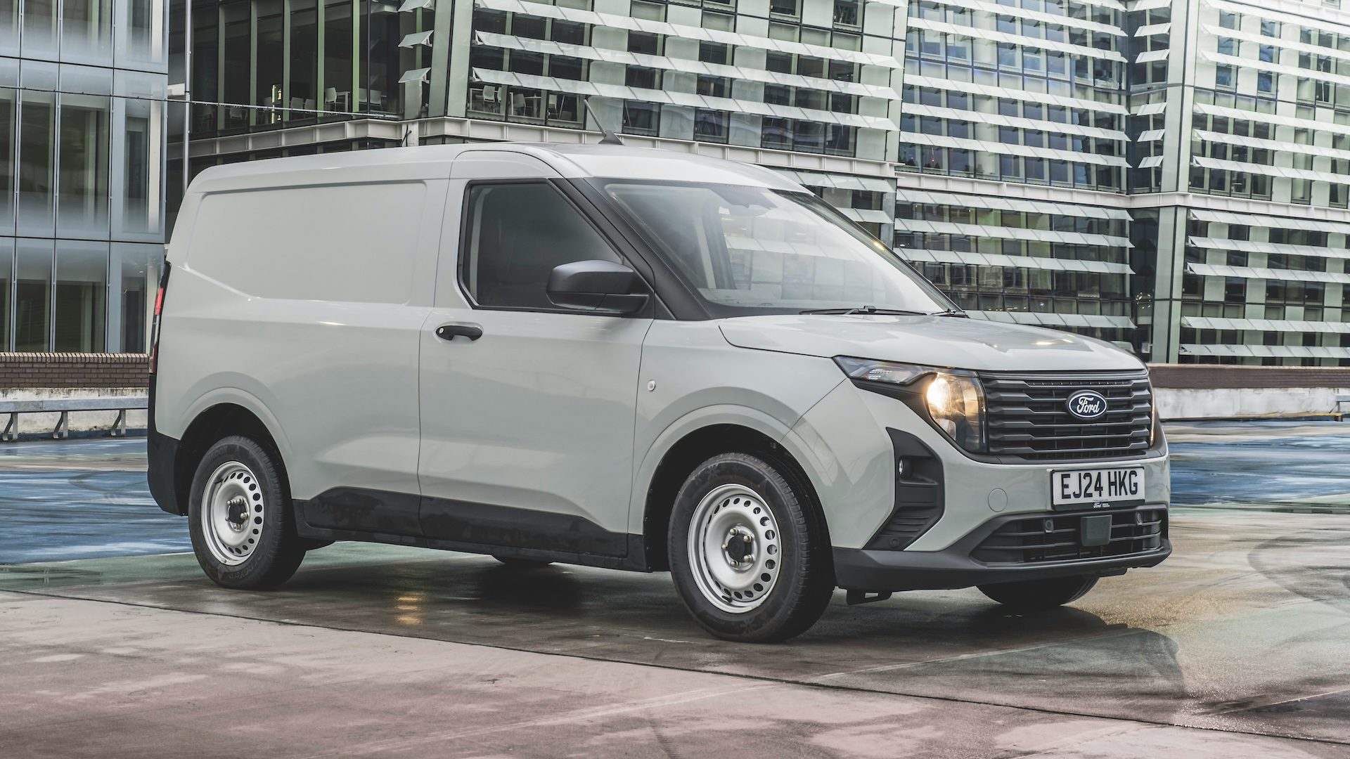 Ford Transit Courier  2025 - voorkant