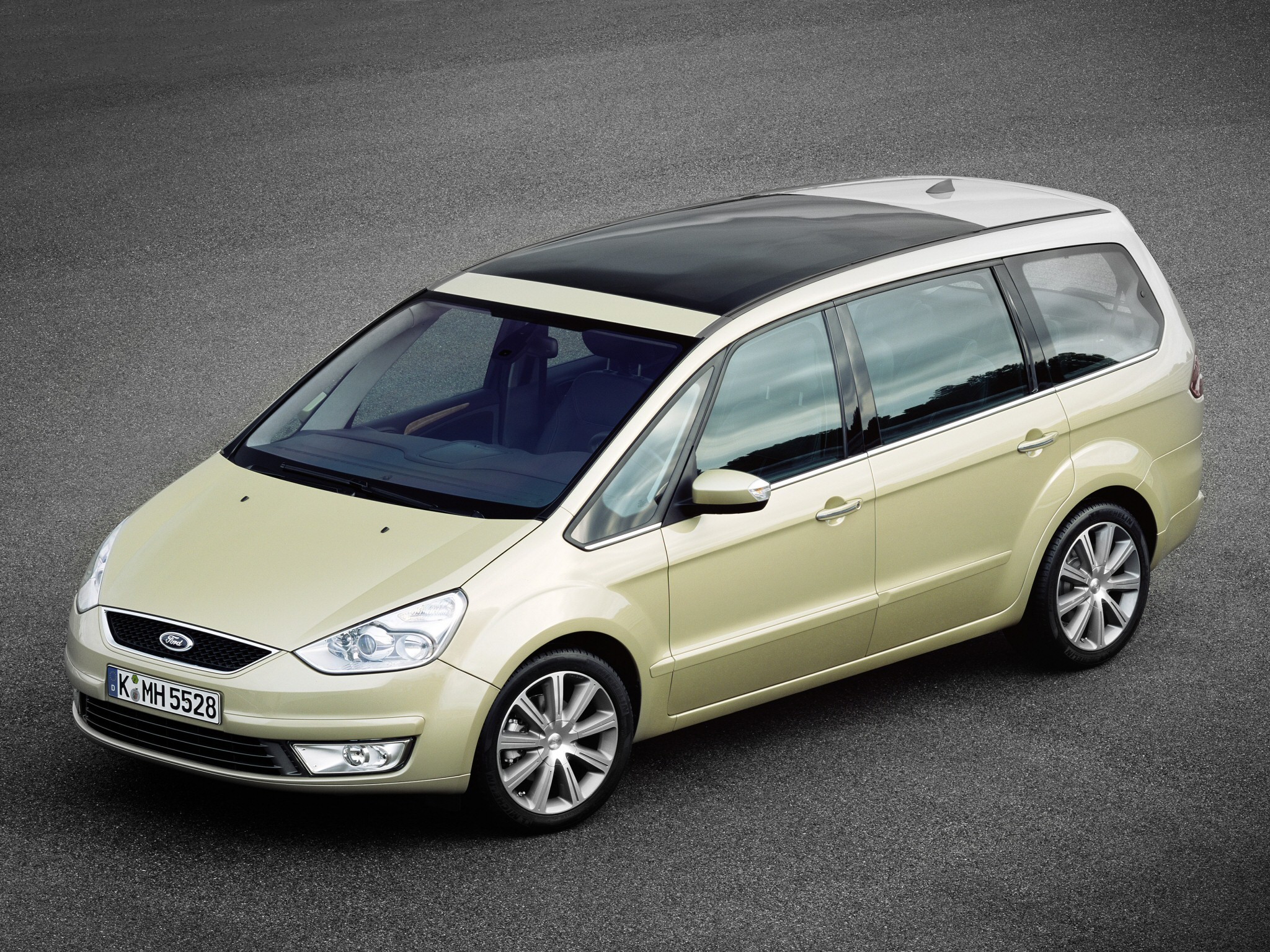 Ford Galaxy 1.8 TDCi 2009 - voorkant
