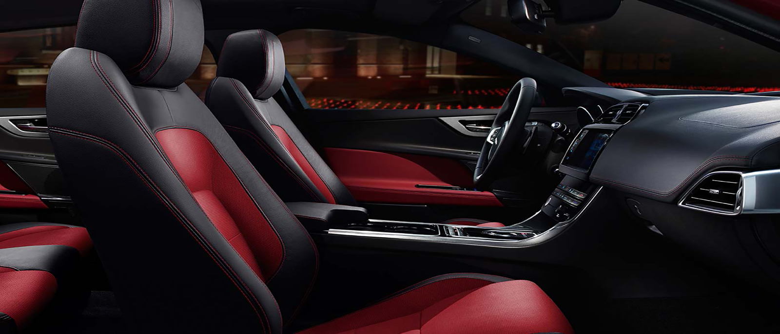 Foto van Jaguar XE