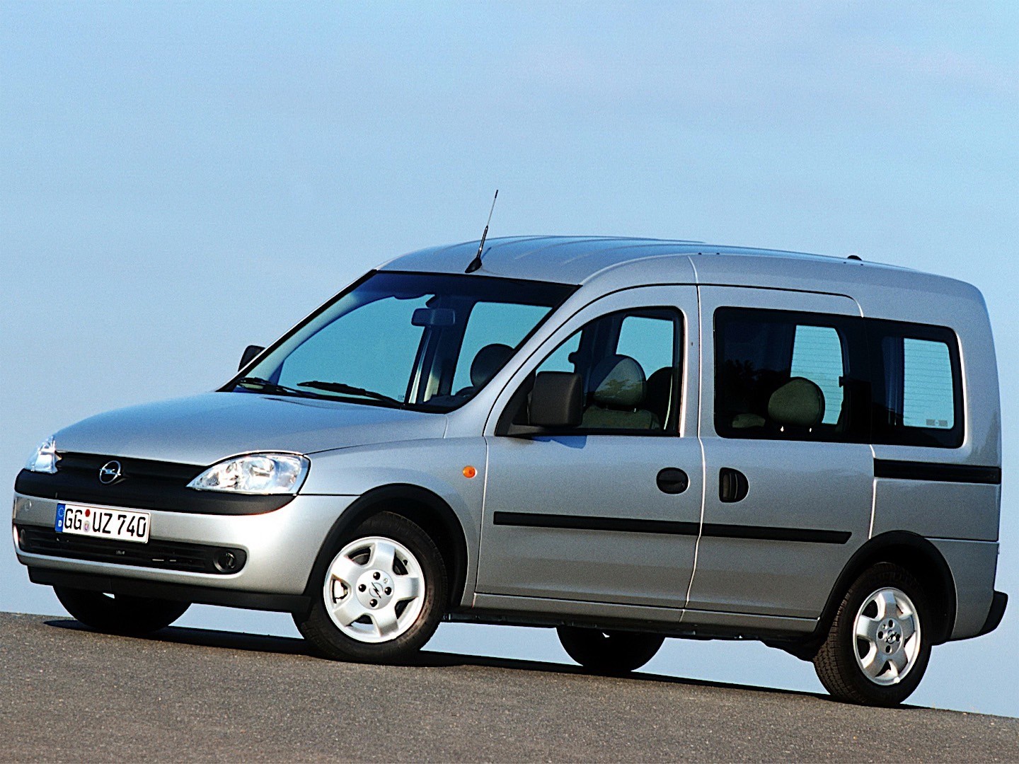 Opel Combo 1.3 CDTi 600 kg. 2005 - voorkant