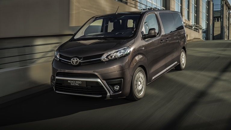 Toyota Proace  2023 - voorkant