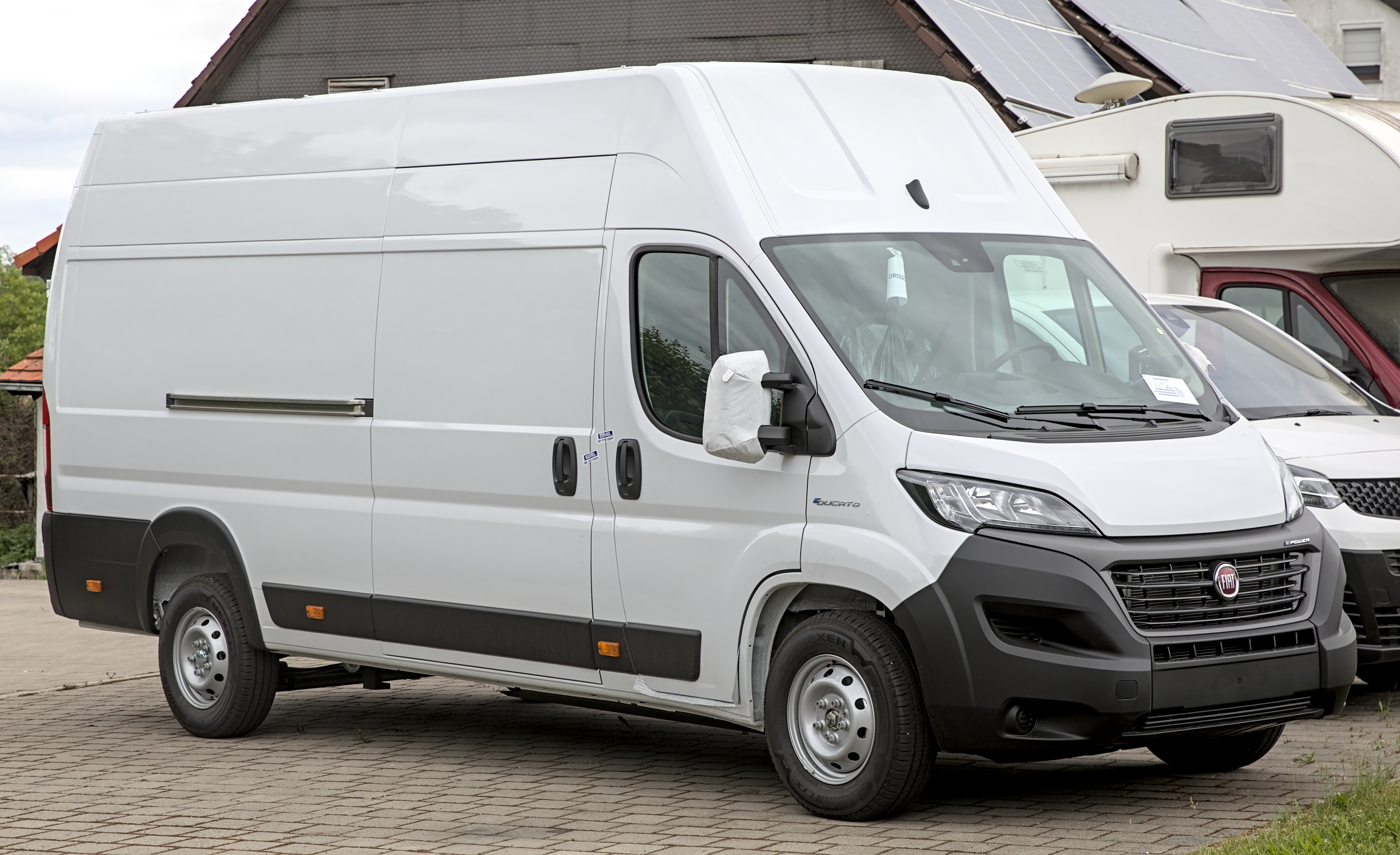 Fiat Ducato 11 2.3 JTD 285 DC - voorkant