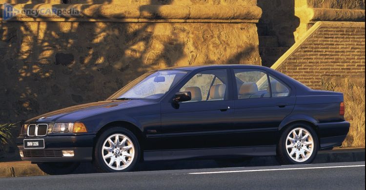 BMW 328i  1995 - voorkant