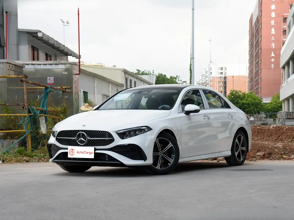 Mercedes-Benz T-class  2024 - voorkant