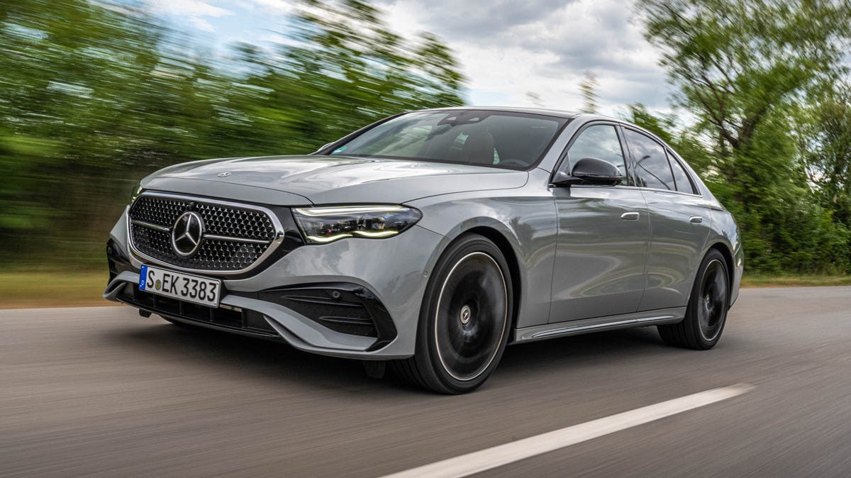Mercedes-Benz E 200  2026 - voorkant
