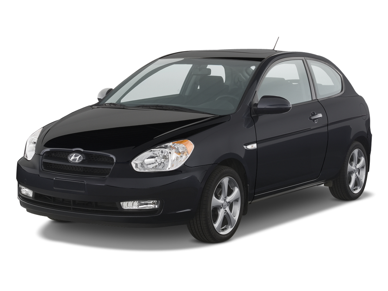 Hyundai Accent  2011 - voorkant