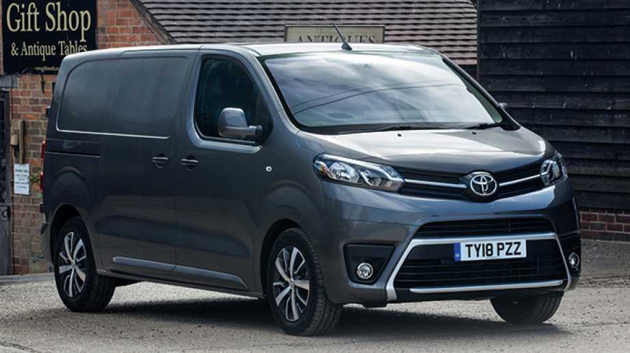 Toyota Proace  2018 - voorkant