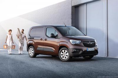 Opel Combo  2022 - voorkant