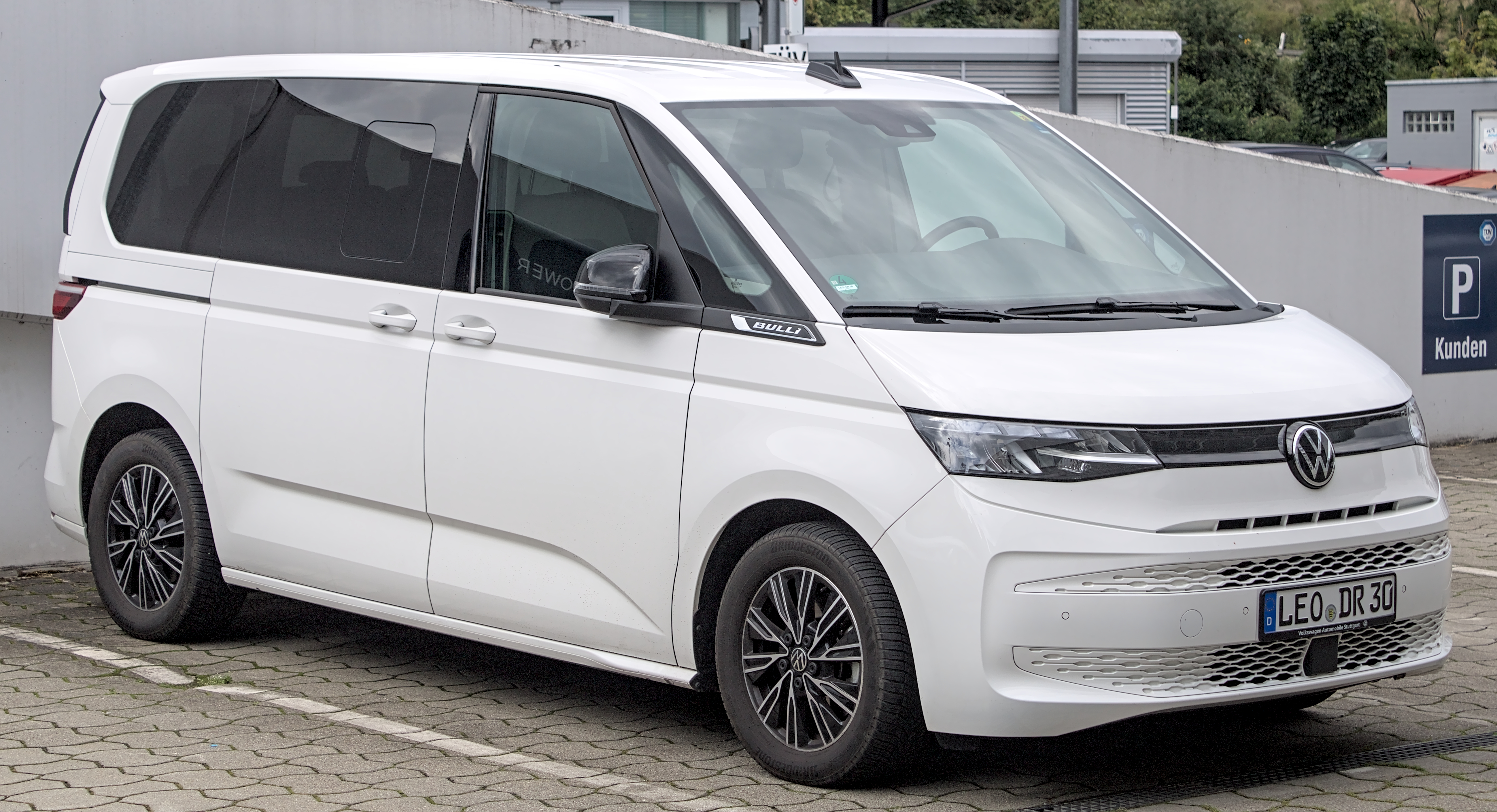 Volkswagen Multivan - voorkant