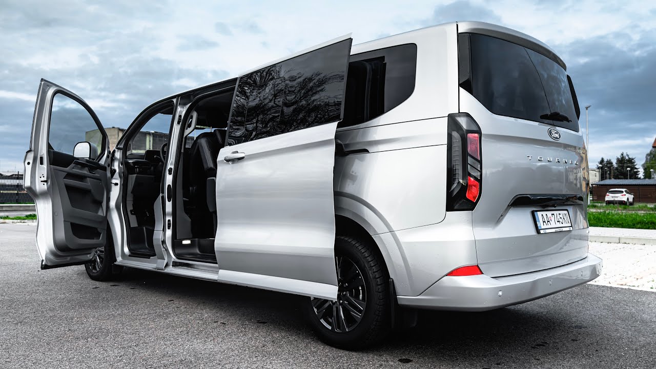 Ford Tourneo Custom  2024 - voorkant