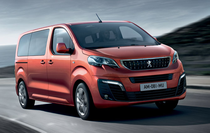 Peugeot Traveller - voorkant