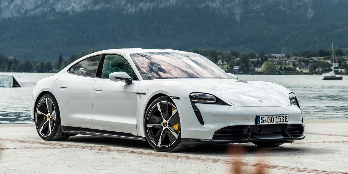 Foto van PORSCHE TAYCAN 4