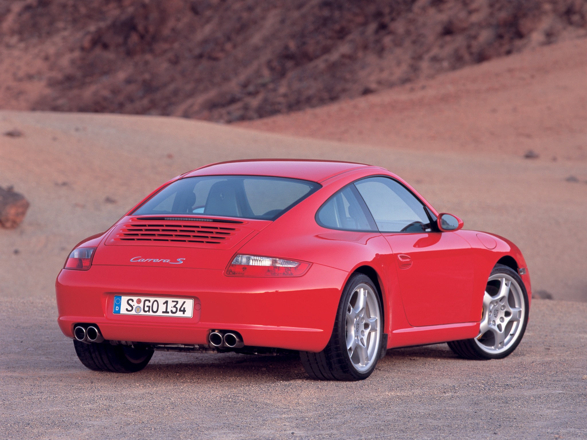 Foto van PORSCHE 911 CARRERA