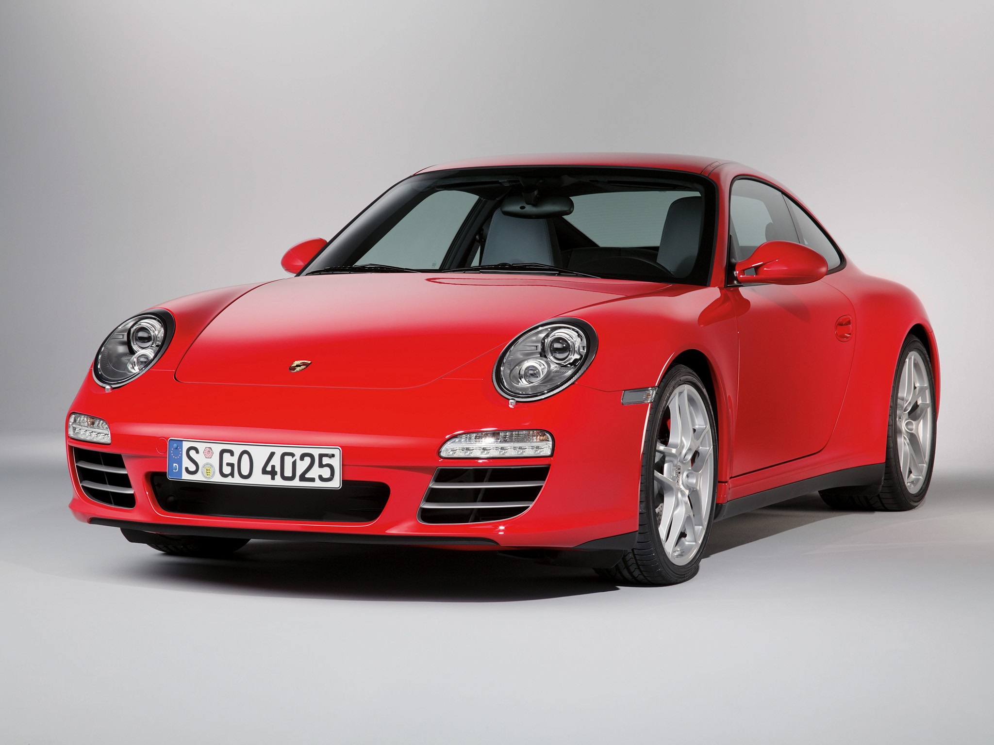 Foto van PORSCHE 911 CARRERA 4S