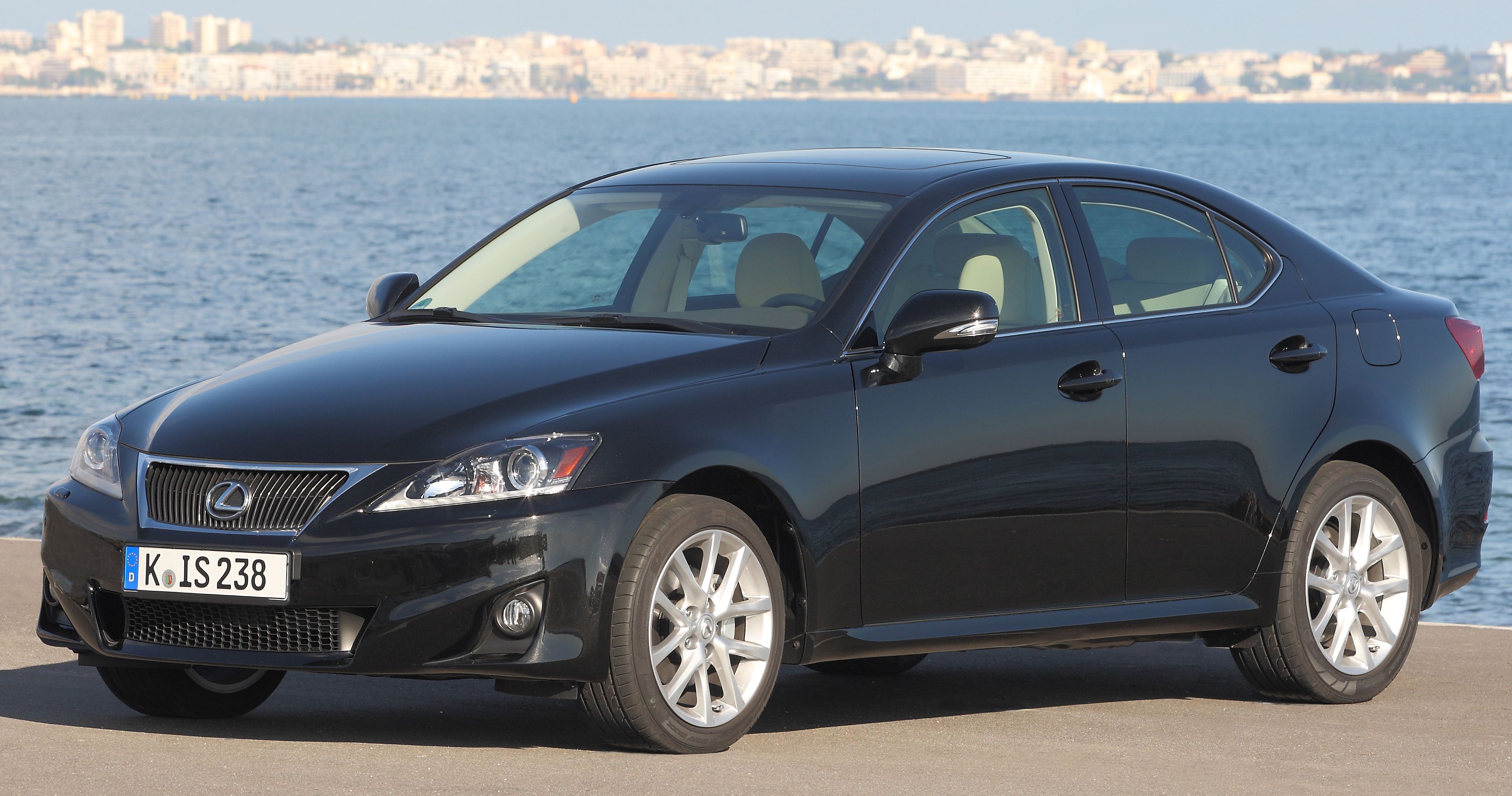Foto van LEXUS LEXUS IS220D