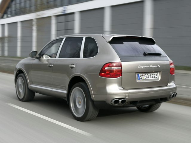 Foto van PORSCHE CAYENNE TURBO