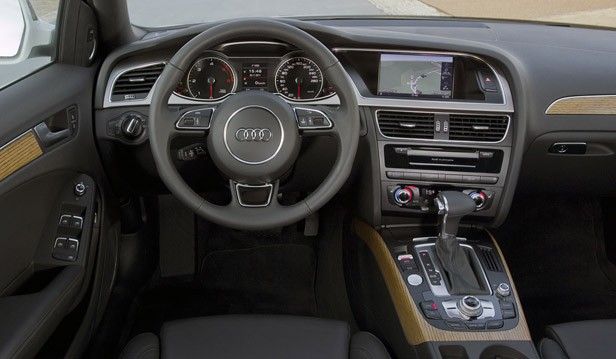 Foto van AUDI A4 ALLROAD QUATTRO