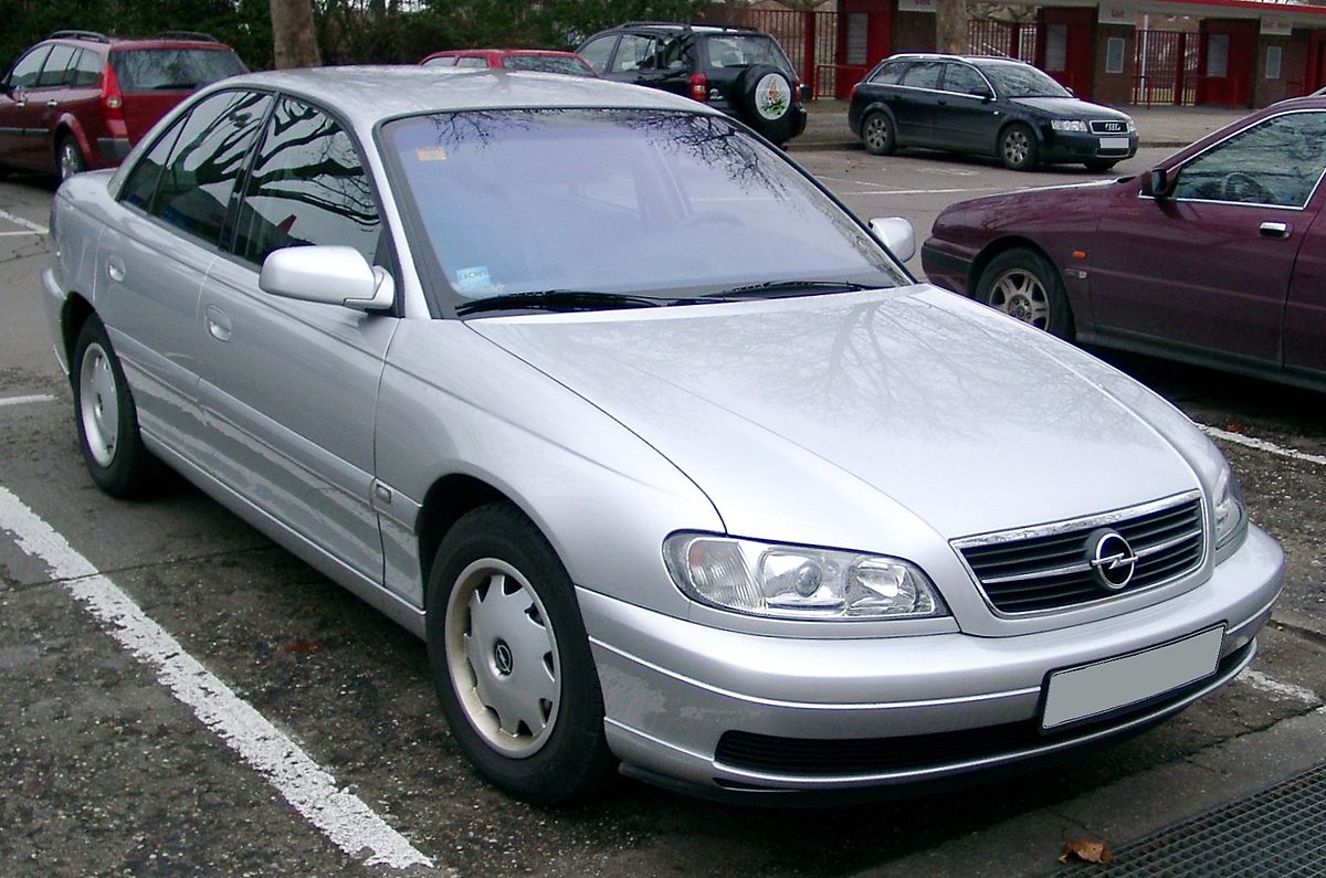 Foto van OPEL OMEGA-B