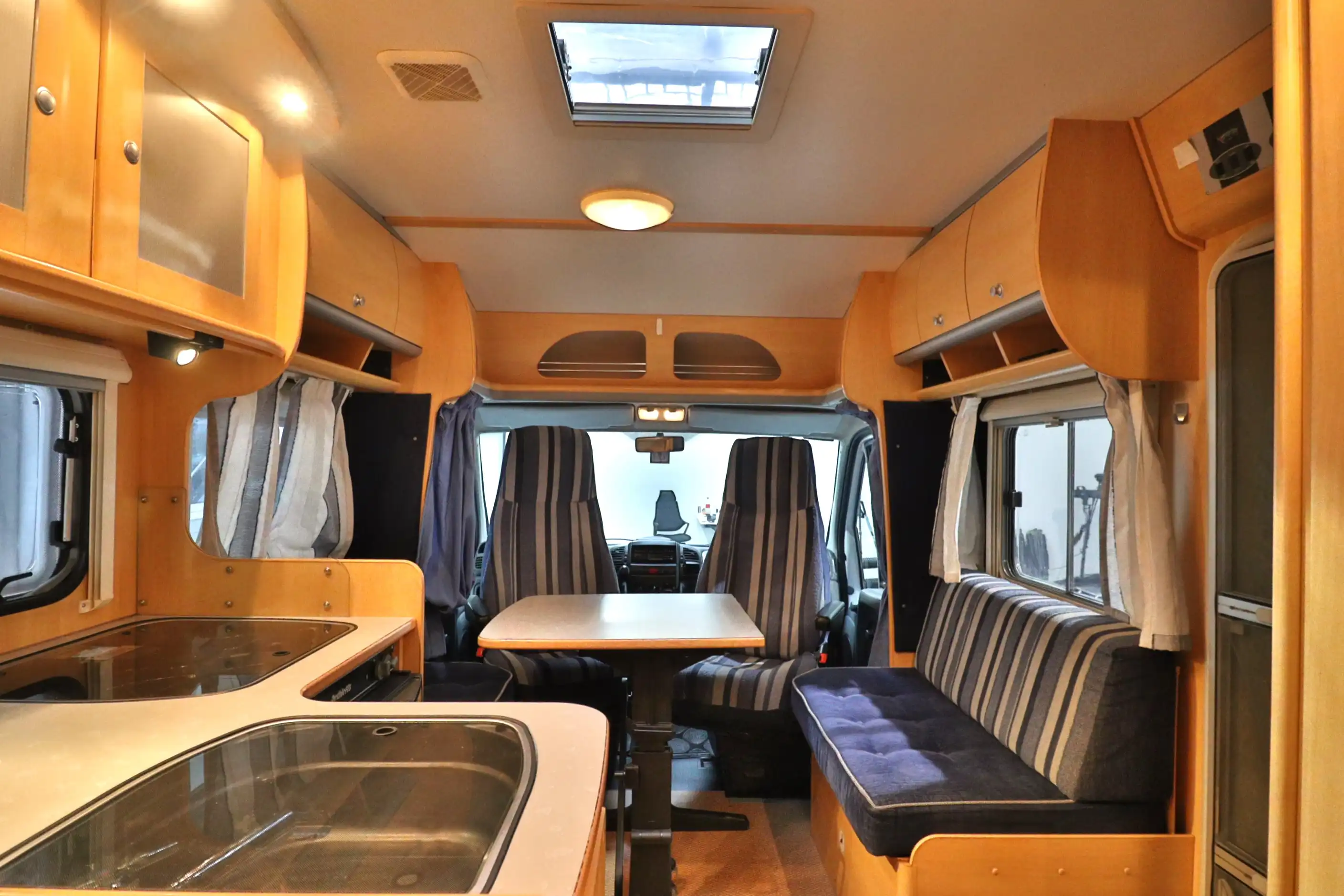 Foto van DETHLEFFS T 5801