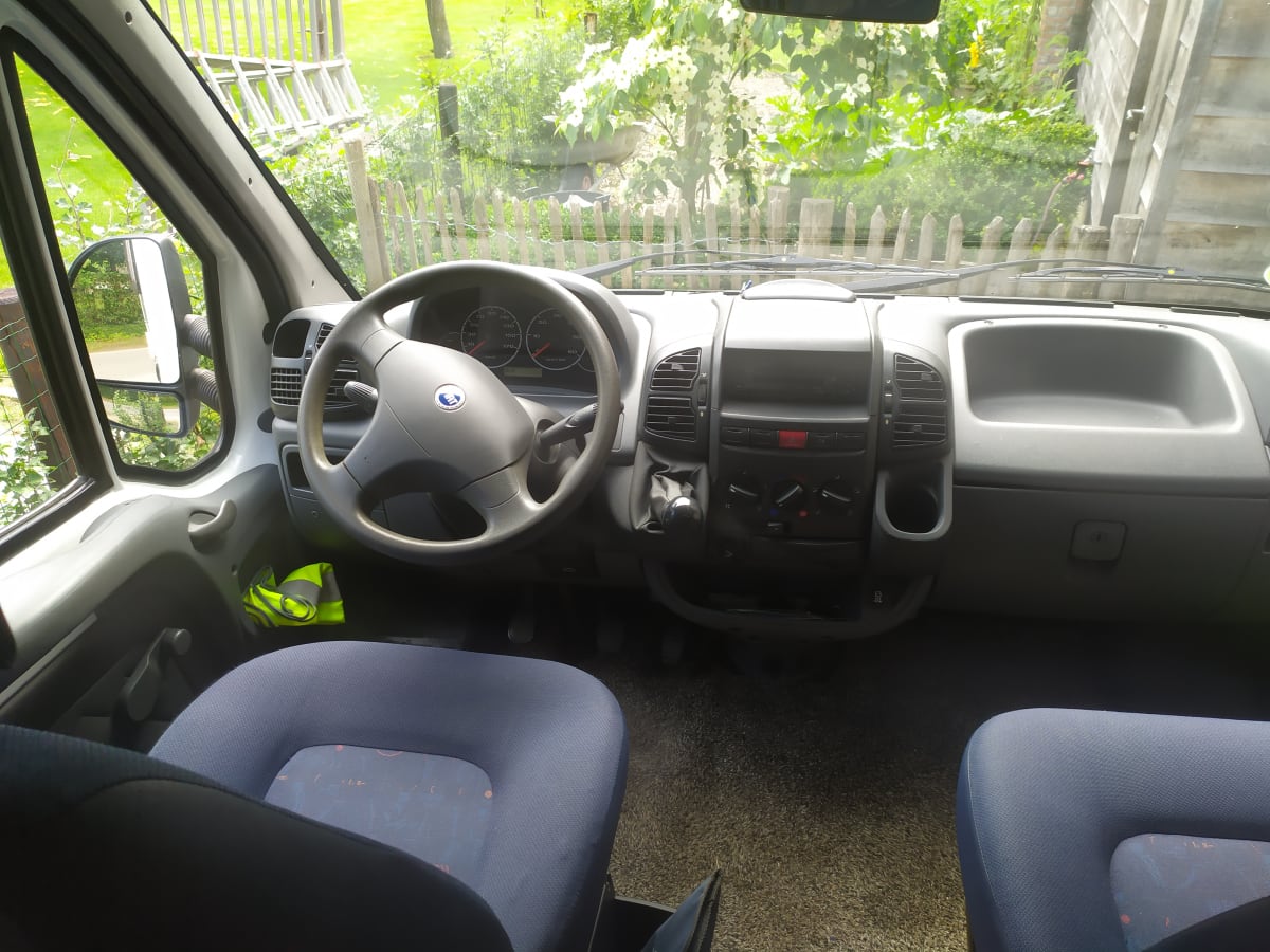 Foto van ELNAGH P 200