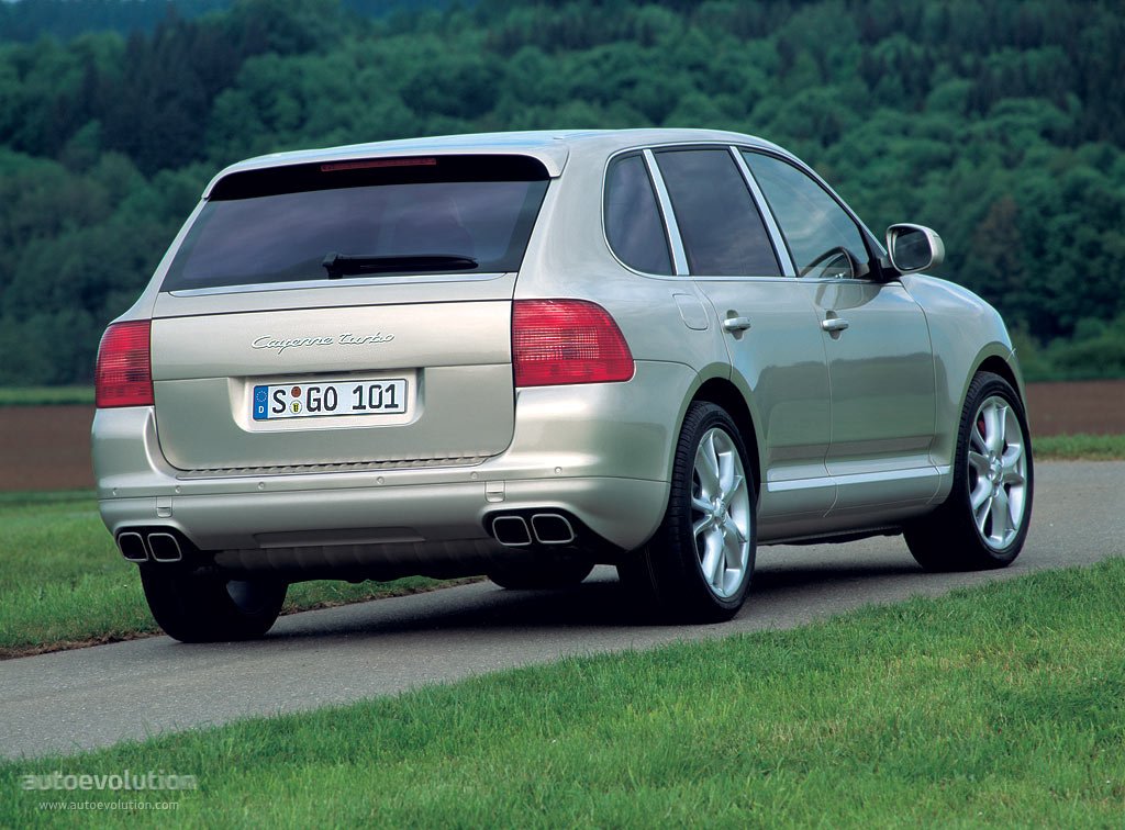 Foto van PORSCHE CAYENNE TURBO