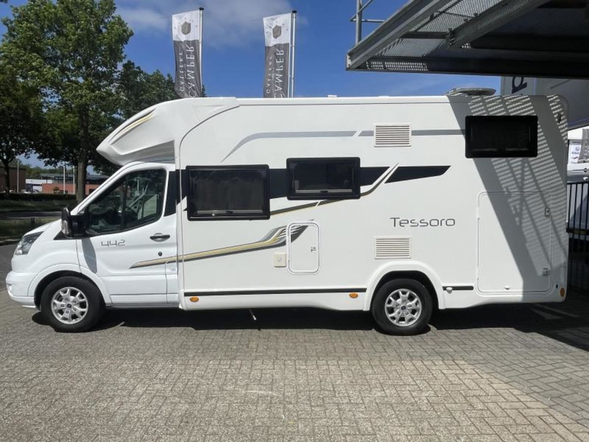 Foto van BENIMAR TESSORO 496