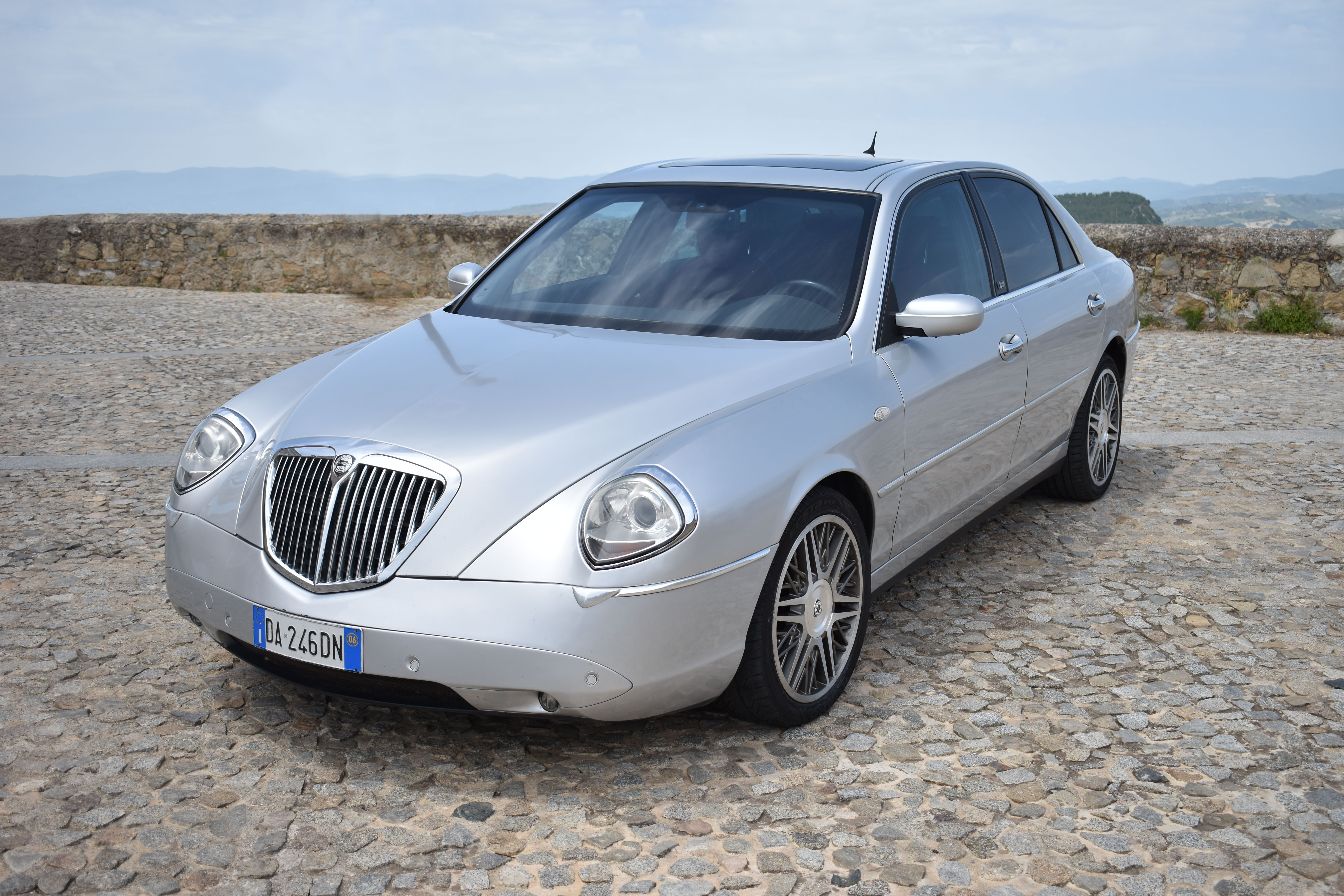 Foto van LANCIA LANCIA THESIS