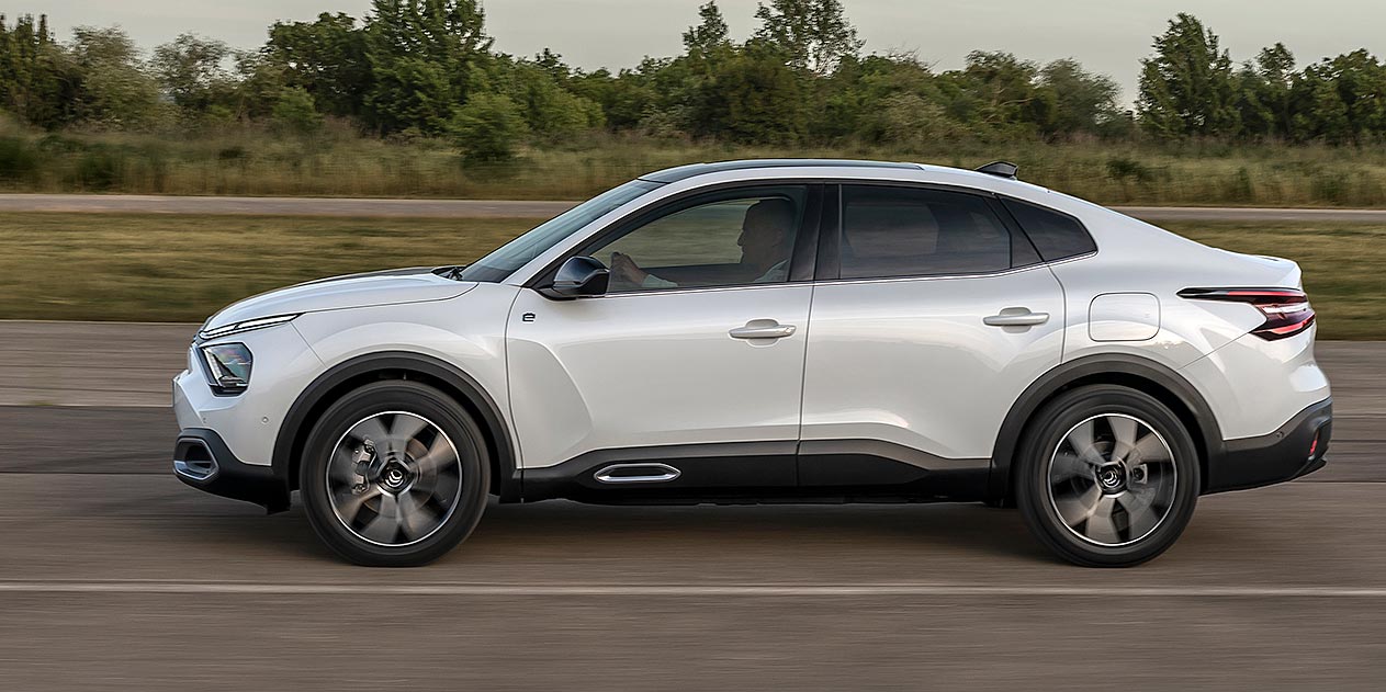 Foto van CITROEN E-C4 X