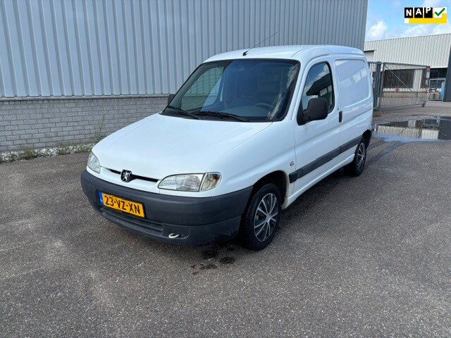 Peugeot Partner 190c 1.9d  2002 - voorkant