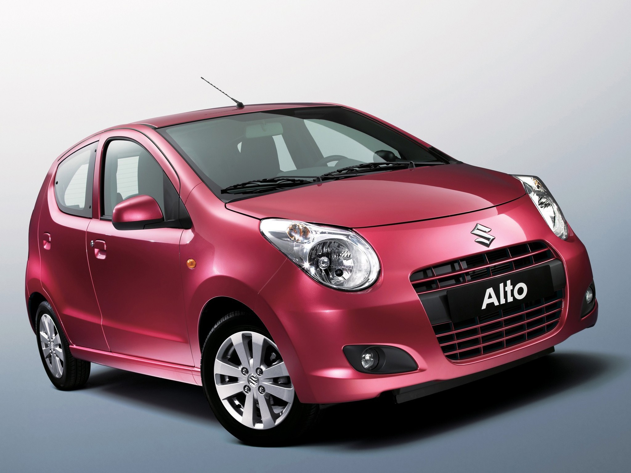 Suzuki Alto  2013 - voorkant