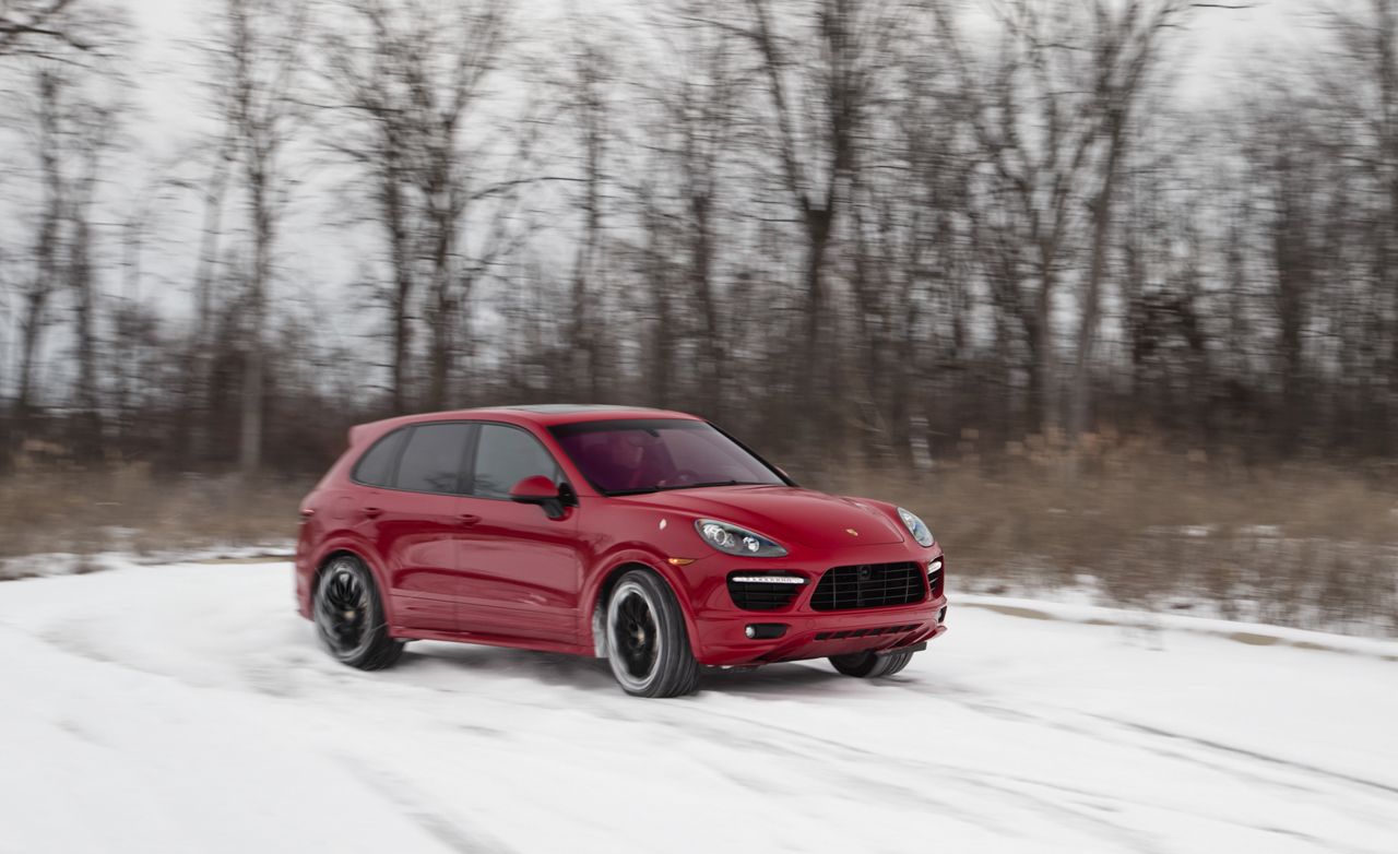 Foto van PORSCHE CAYENNE GTS