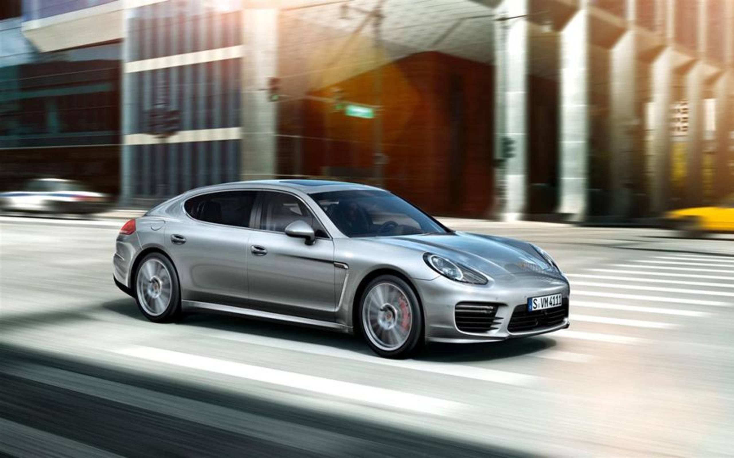 Foto van PORSCHE PANAMERA TURBO
