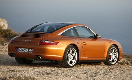 Foto van PORSCHE 911 TARGA 4