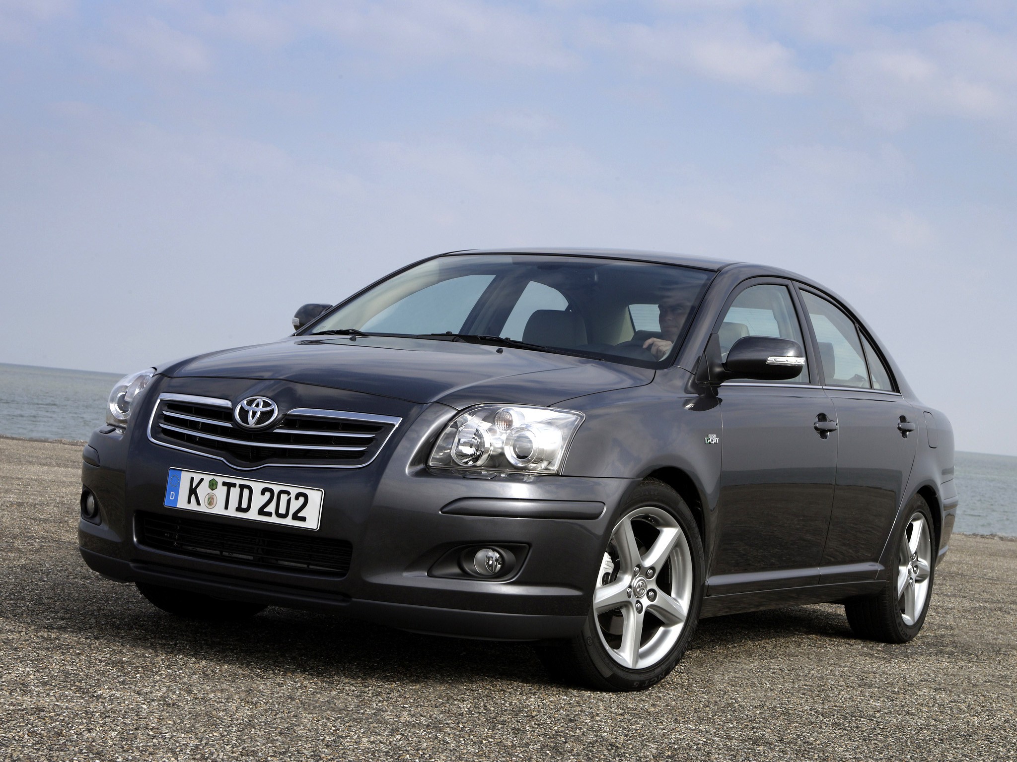 Foto van TOYOTA AVENSIS