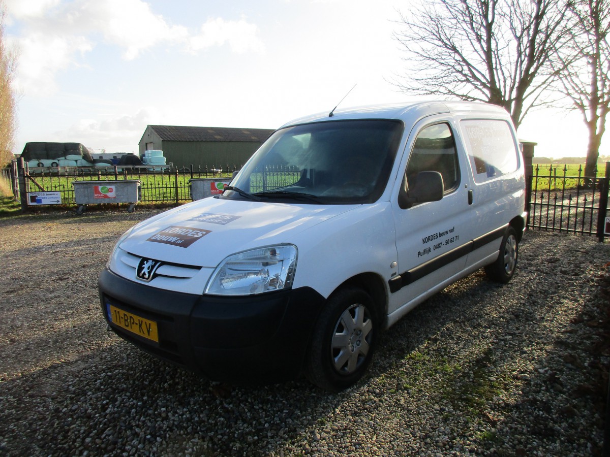 Peugeot Partner 170c 2.0hdi  2003 - voorkant